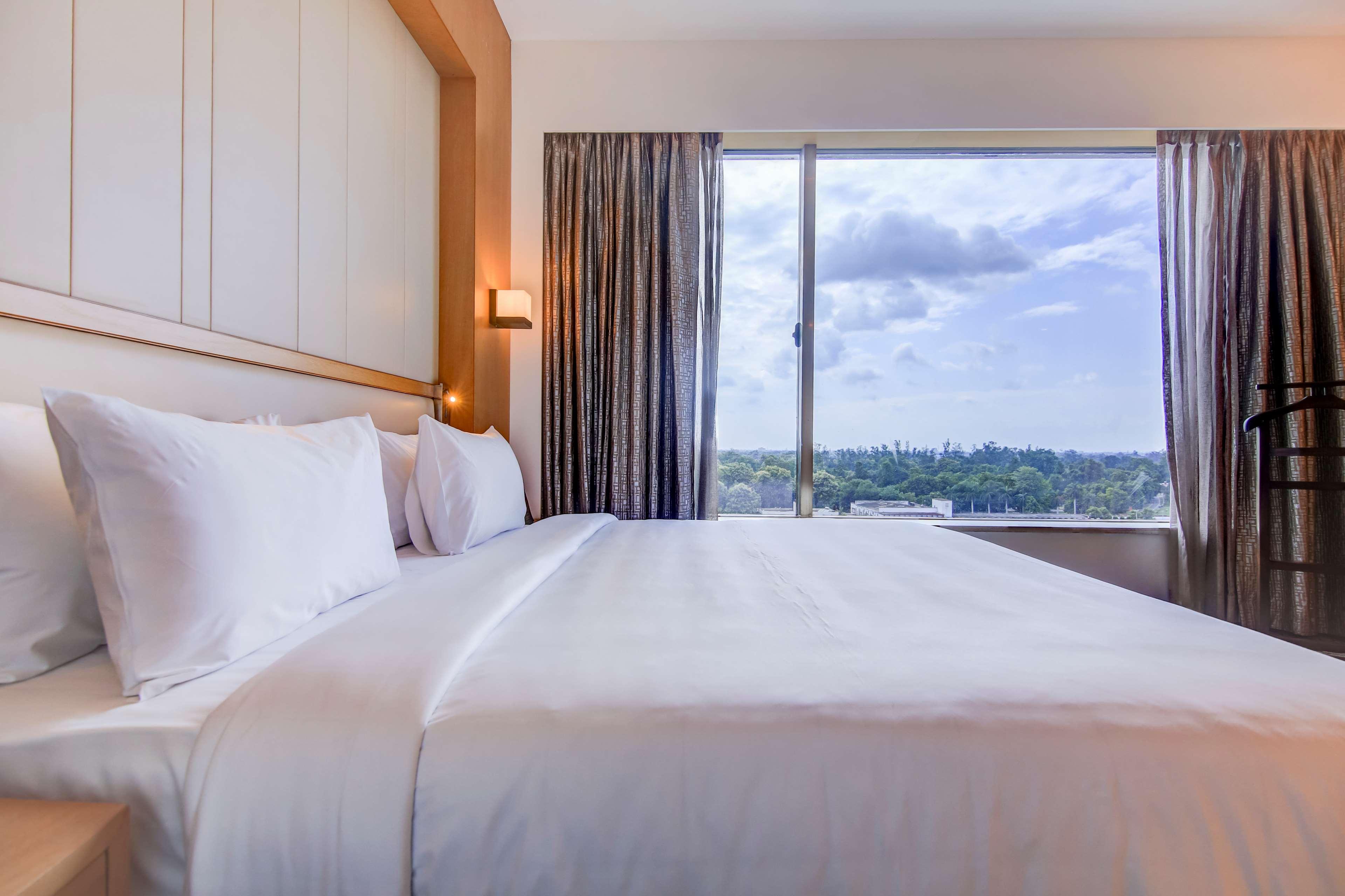 מלון Radisson Blu גורקפור מראה חיצוני תמונה
