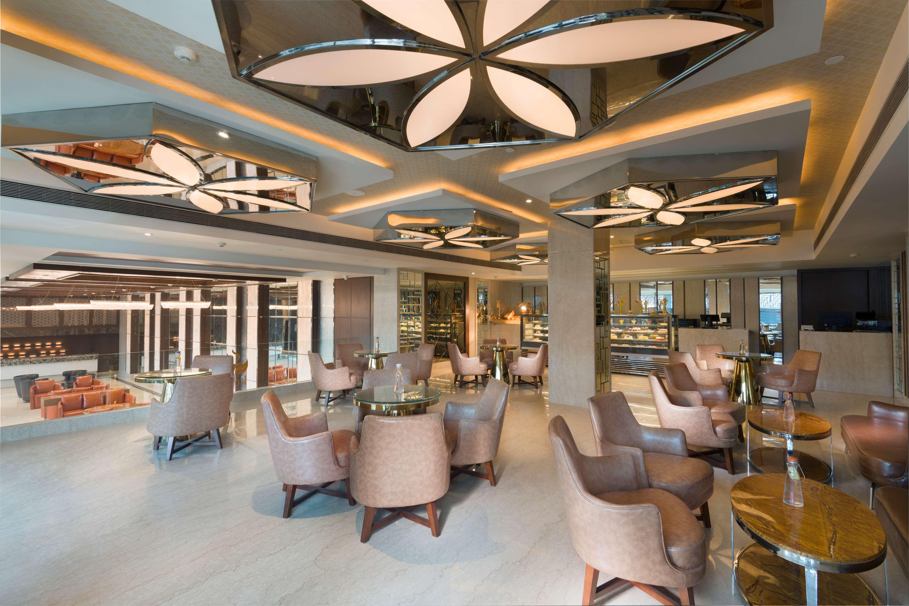 מלון Radisson Blu גורקפור מראה חיצוני תמונה