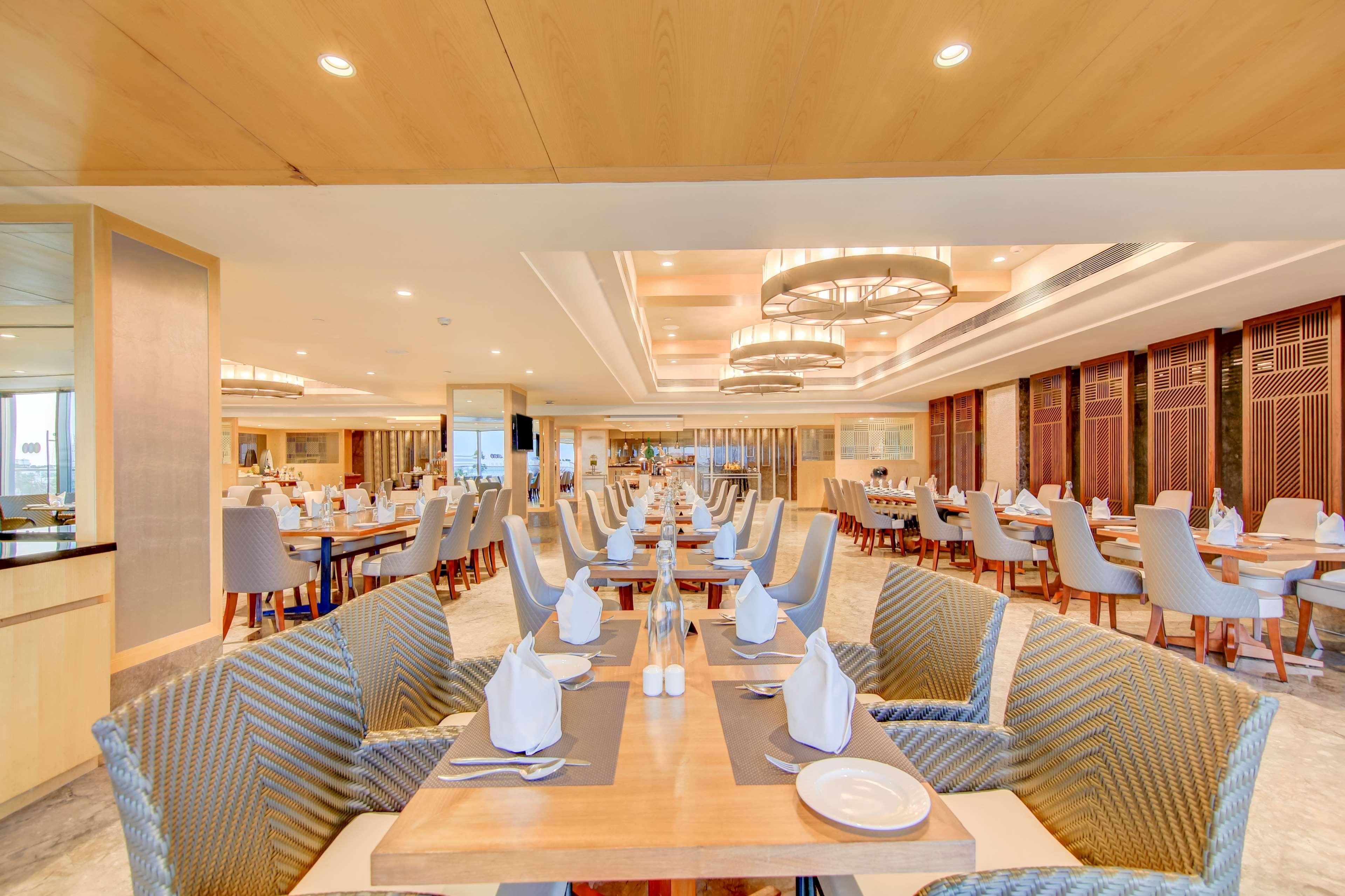 מלון Radisson Blu גורקפור מראה חיצוני תמונה