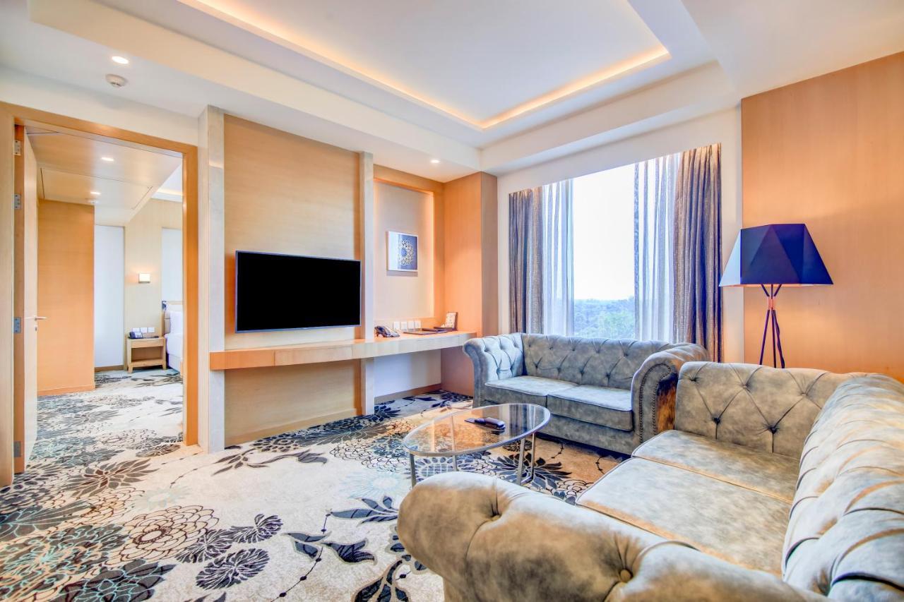 מלון Radisson Blu גורקפור מראה חיצוני תמונה