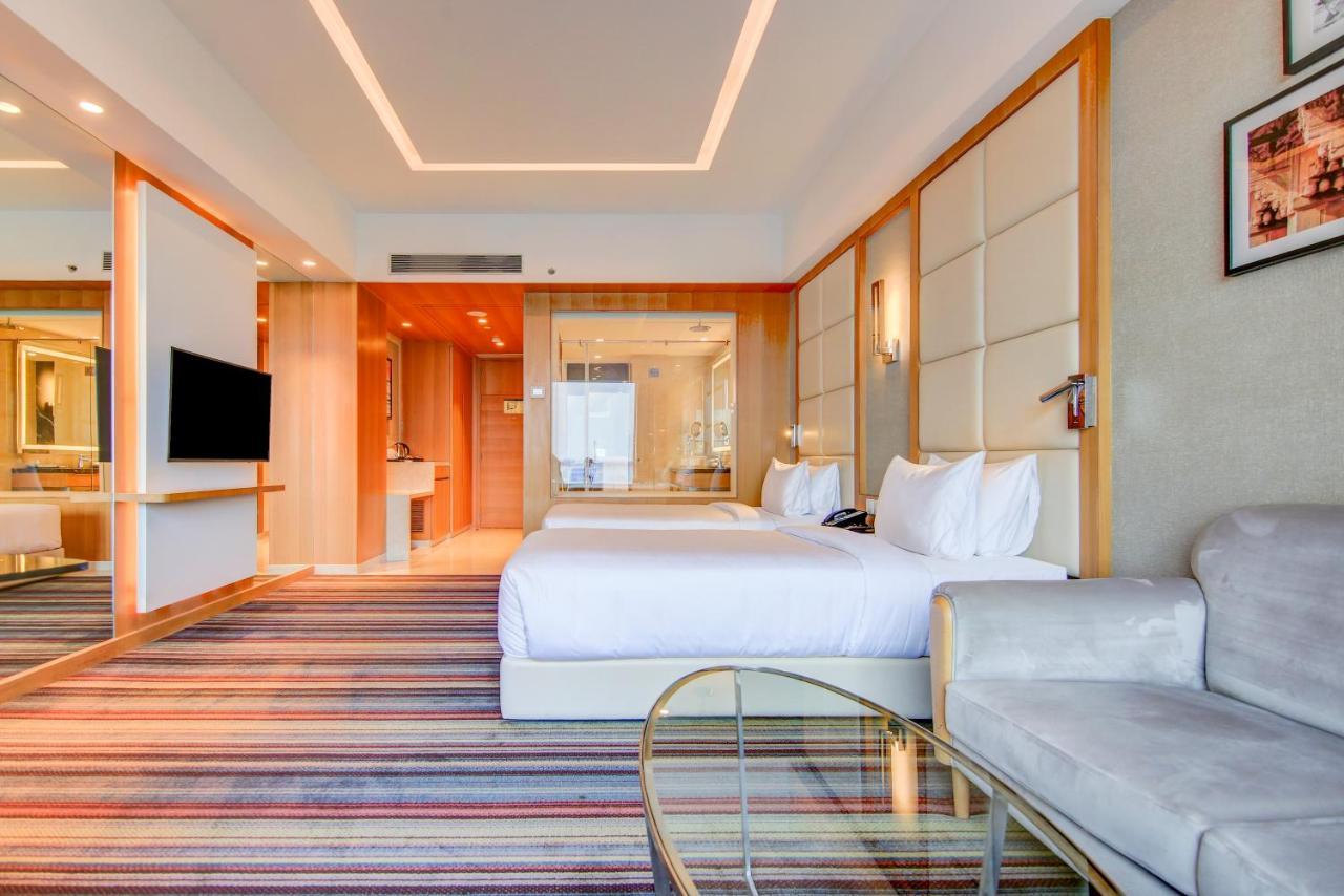 מלון Radisson Blu גורקפור מראה חיצוני תמונה